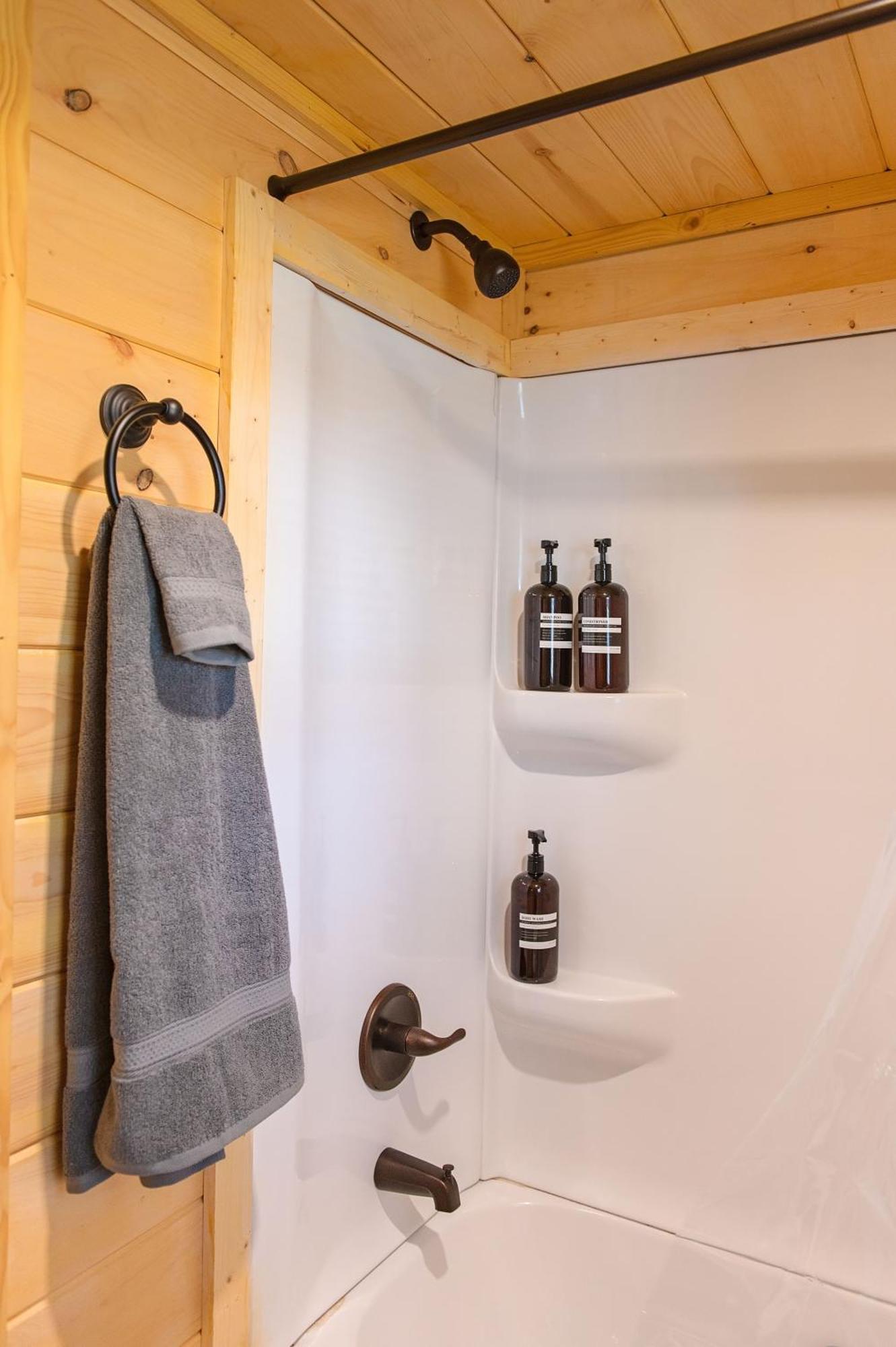Jake Cabin Luxury Hot Tub Cabin Near Downtown Τσαττανούγκα Εξωτερικό φωτογραφία
